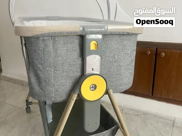 تخت بيبي وهزاز