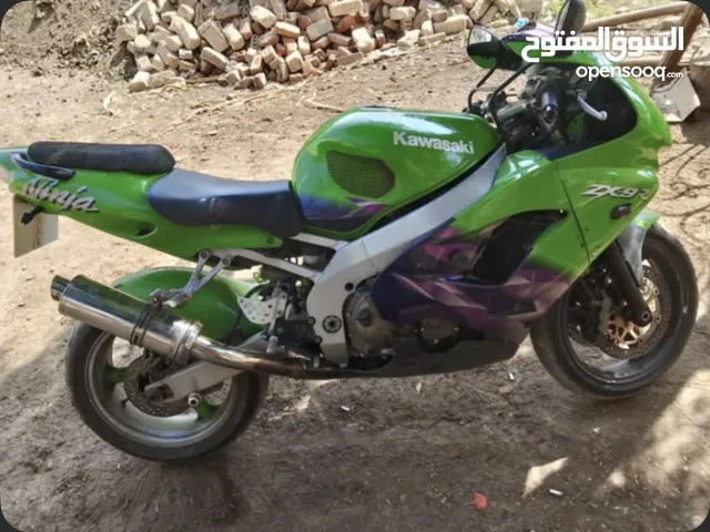 Kawazaki Ninja ZX9R