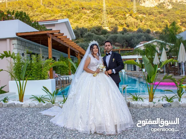 Arabic wedding dress
