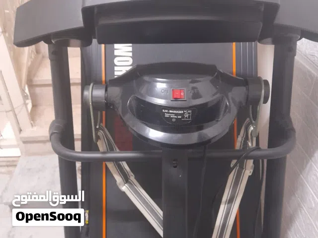 جهاز مشي رياضي نوعه رياضات مستعمل قليل       للبيع بسعر مغري