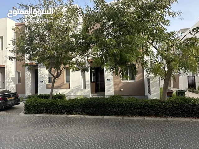 200 m2 2 Bedrooms Apartments for Rent in Muscat Al Mouj