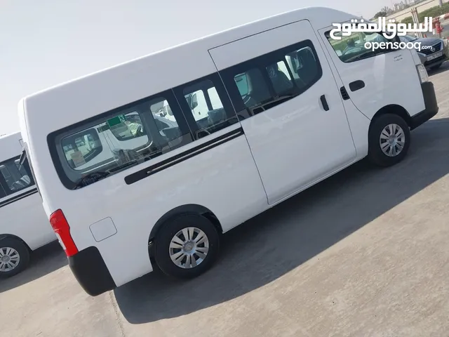 Bus - Van Nissan in Farwaniya