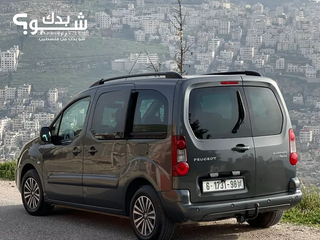 Peugeot Partner 2017 in Nablus