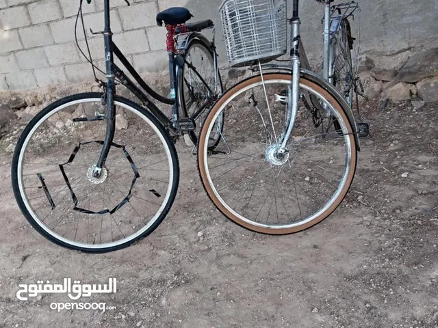 بسكليتين للبيع