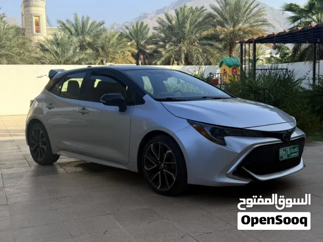 كرولا هاتشباك 2022 xse الفل حادث بسيط ايرباجات وكاله