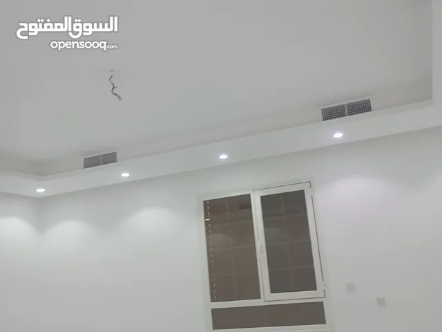 800m2 More than 6 bedrooms Villa for Rent in Al Ahmadi Wafra residential