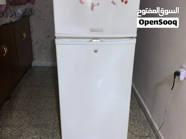 ثلاجة اريستون للبيع