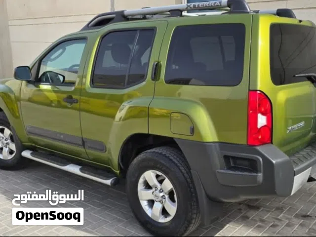 2011 نيسان X-تيرا SE