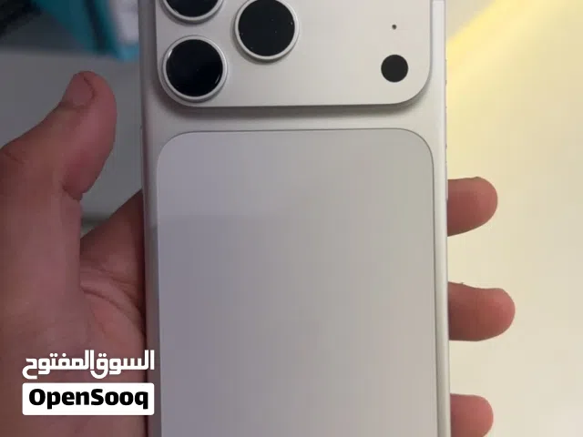 مطلوب ايفون 16 برو ماكس او 17 مصكر آيكلاود