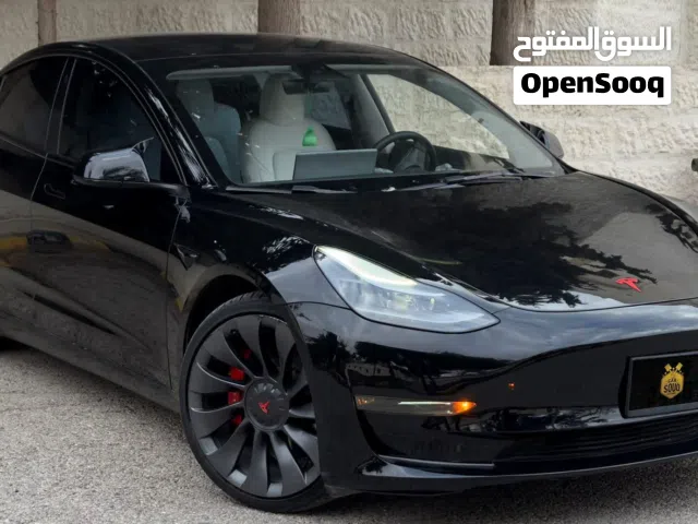 تيسلا 3 بيرفورمنس موديل 2023