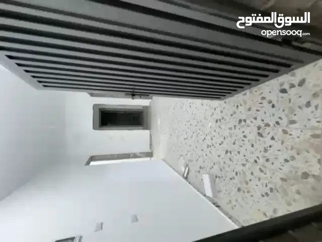 200 m2 4 Bedrooms Apartments for Rent in Misrata Other