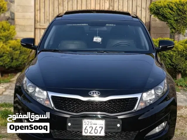 2011 Kia K5 Standard