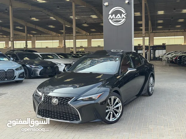 3.5L V6 / F-SPORT KIT / LOW MILEAGE/ RADAR / ROAD ASSIST / COOLING AND HEATING