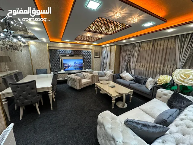 220 m2 3 Bedrooms Apartments for Rent in Istanbul Fatih