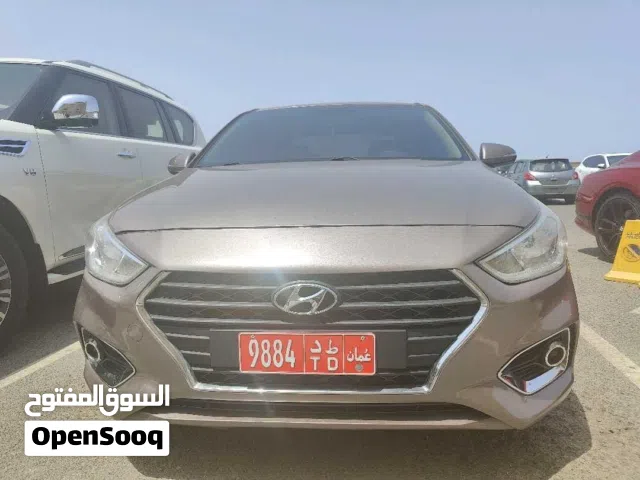 Hyundai Accent 2018 للإيجار عملية ومريحة اقتصادية Clean Airport Delivery Available