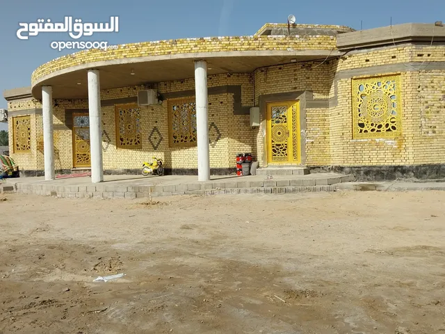 400m2 2 Bedrooms Villa for Sale in Basra Abu Al-Khaseeb