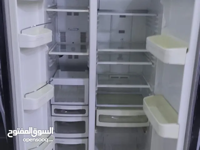 بكج ثلاث قطع بحاله ممتازه