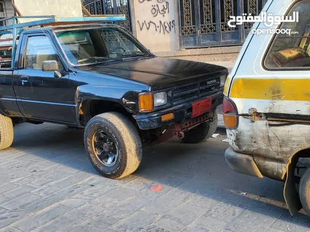 Toyota Tacoma 1989 in Sana'a
