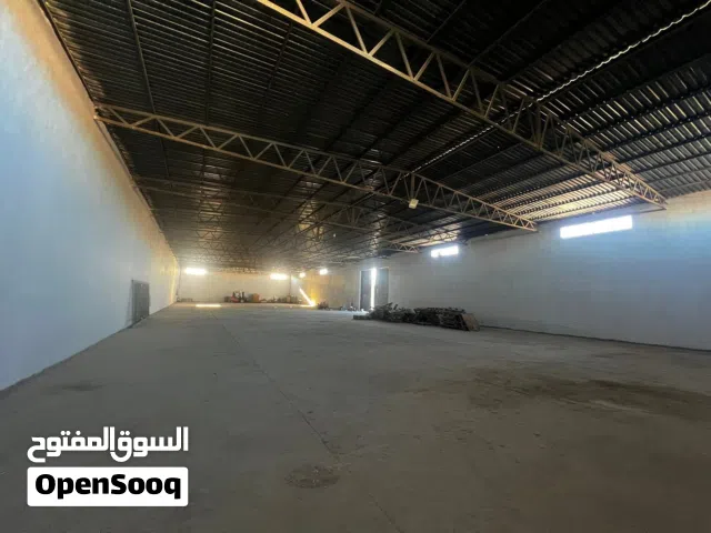 هنقر للايجار النصب التذكاري عين زارة