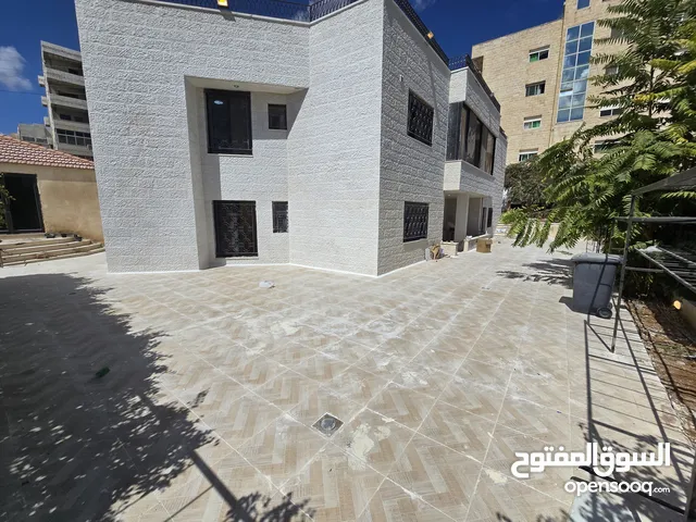 360 m2 More than 6 bedrooms Townhouse for Rent in Amman Swelieh