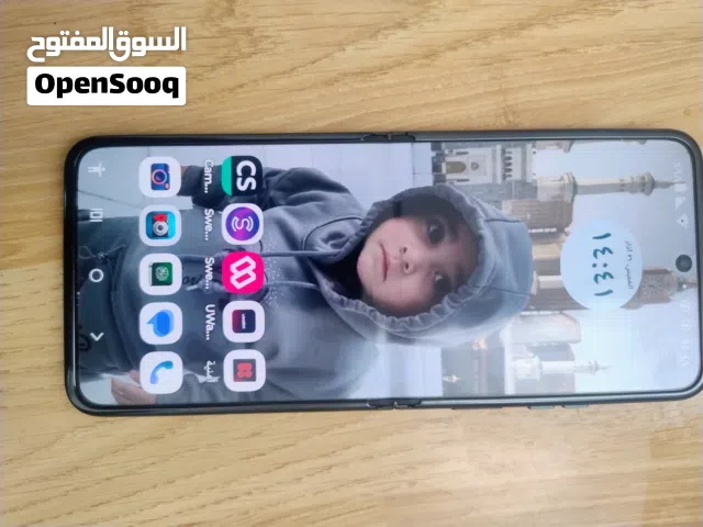 هاتف ماتورولا رزر 40 مستعمل للبيع