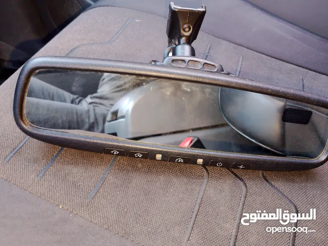 مرايه وسط هنداي سوناتا