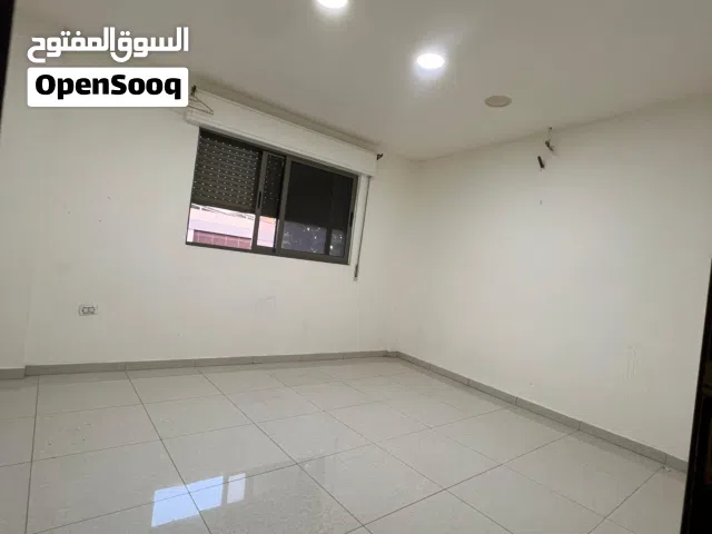أستيديو فارغ للأيجار