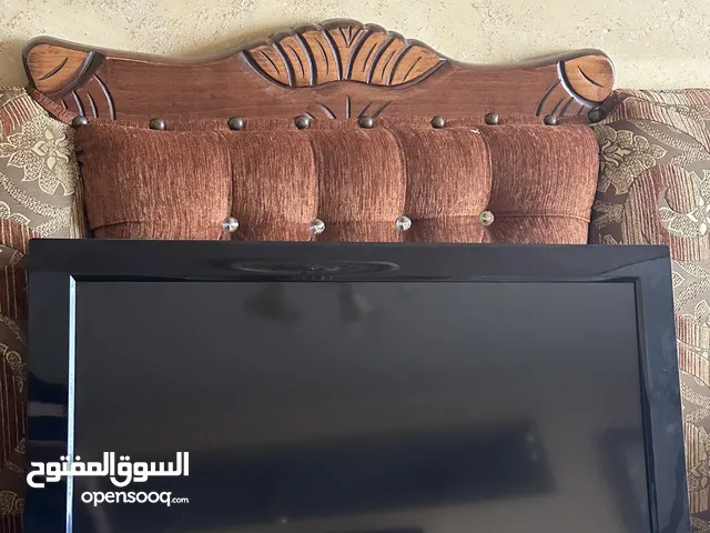 تلفاز lg بحالة جيدة