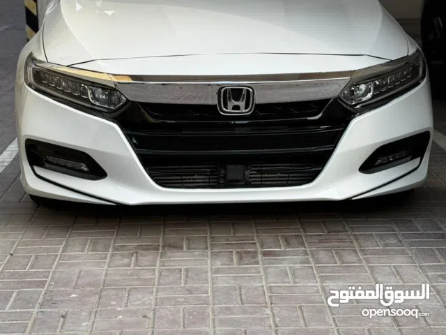 هوندا اكورد وارد أمريكي موديل 2019 ايرباجات وكالة ماشي 144567 ميل 1HGCV1F14KA174107