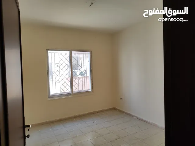 112m2 3 Bedrooms Apartments for Sale in Zarqa Madinet El Sharq