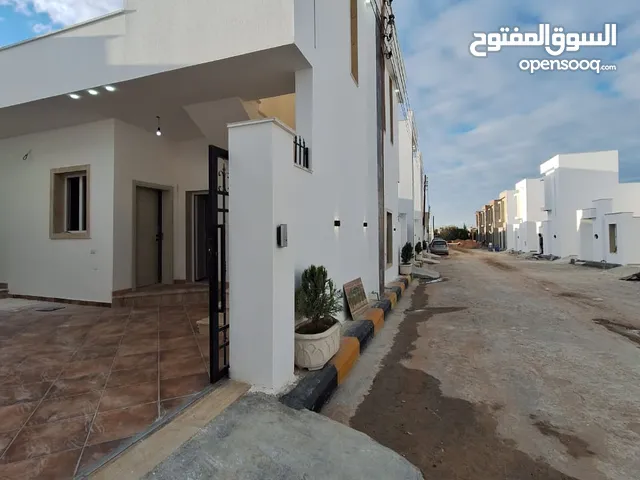 150 m2 3 Bedrooms Townhouse for Sale in Tripoli Ain Zara