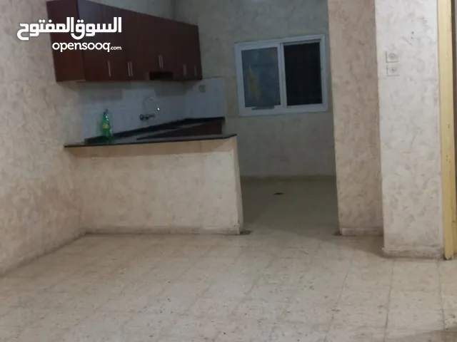 90 m2 2 Bedrooms Apartments for Rent in Ramallah and Al-Bireh Beitunia