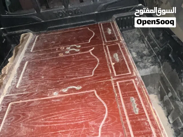 بوفيه قديمه بحاله جيدأ