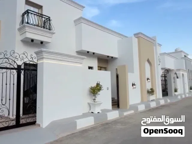 187 m2 More than 6 bedrooms Villa for Sale in Tripoli Ain Zara