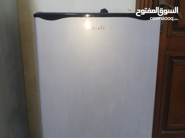 ثلاجة مكتب شبه جديدة صوت ناعم جدا استعمال بسيط للبيع