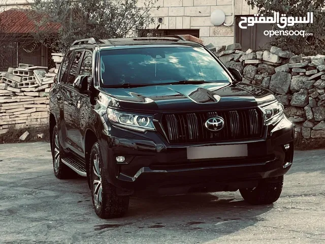 Used Toyota Land Cruiser in Hebron