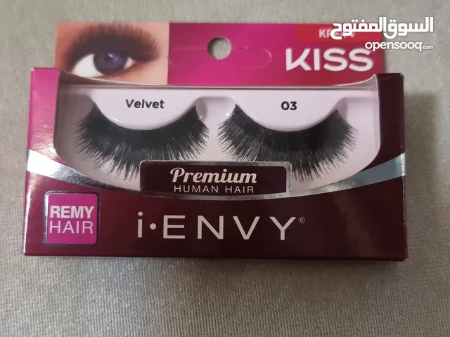 رموش وعدسات للبيع