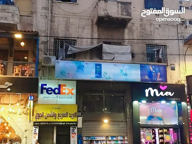 طابقين للبيع وسط البلد منطقة سياحية تجارية ملاصقة لمقهى جفرا
