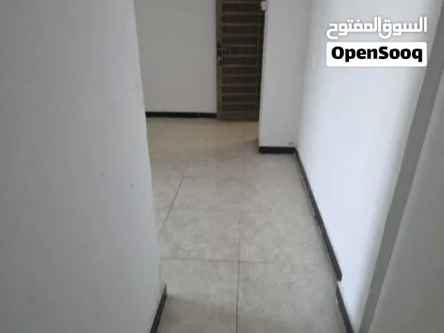 شقق للأيجار في الجمهورية على الشارع التجاري مقابل معهد النفط