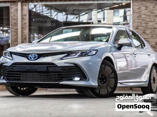 2024 Toyota Camry GLE