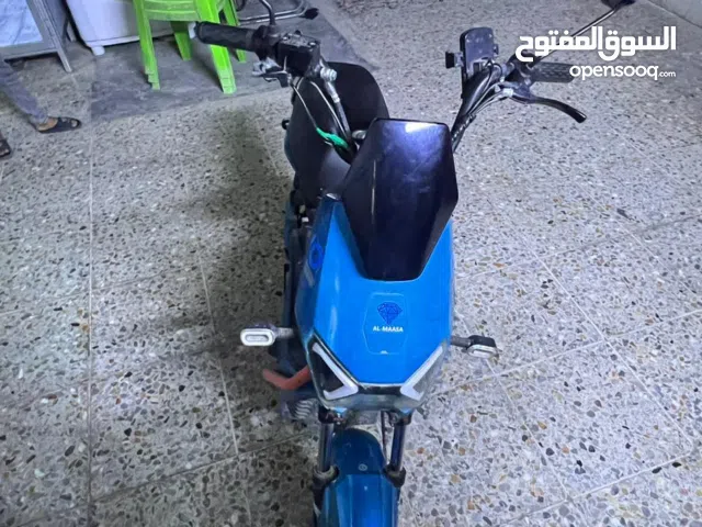 دراجة شحن  سرعة 90  تمشي 80 كيلو  5بطاريات ليثيوم  بصمة وانذار