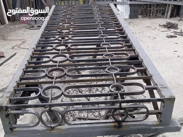 حداد تونسي ابحث علا ورشة