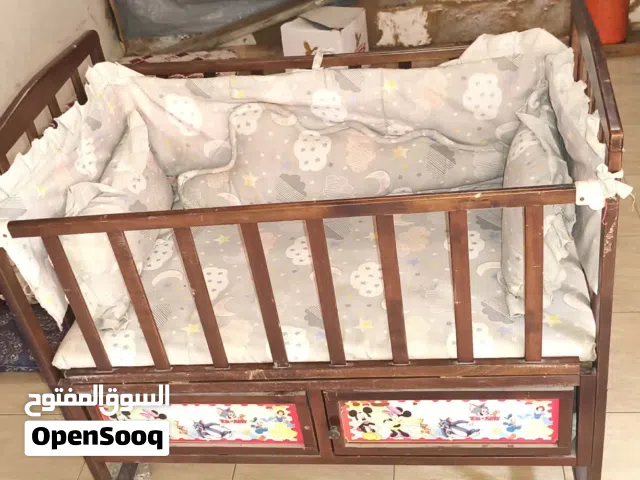 سرير  أطفال