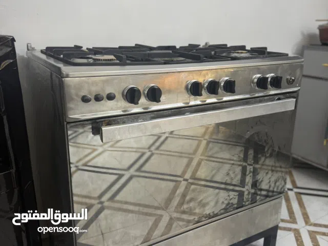 طباخ للبيع استخدام قليل جداً وجديد