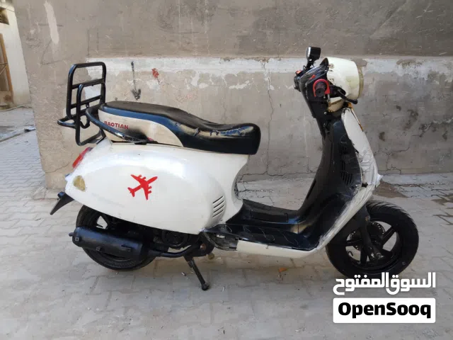 دراجة للبيع نضيفه مال كراب كلش خدمية سلف هندر كلوب امامي كلوب خلفي اشاره خلفيه لايت صفح كما موضحه