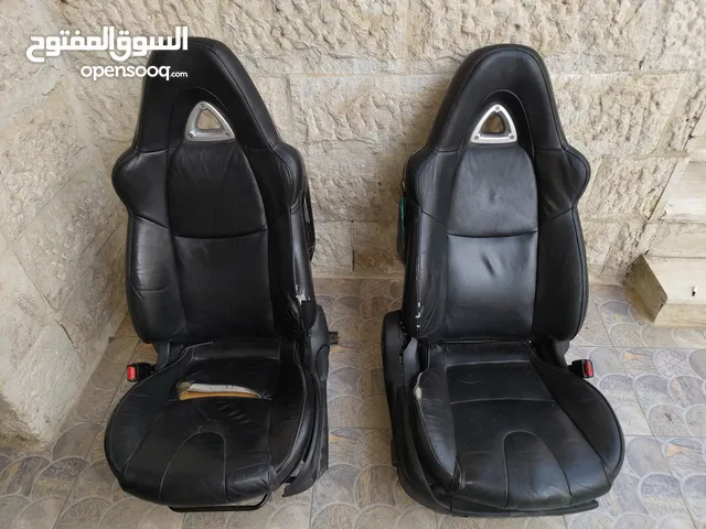غرفة للبيع كامله او منفصله كراسي ريكارو