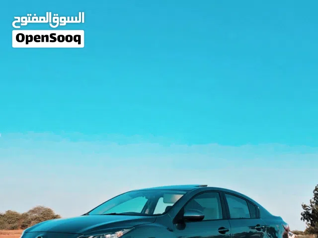 2012 مازدا 3 Standard