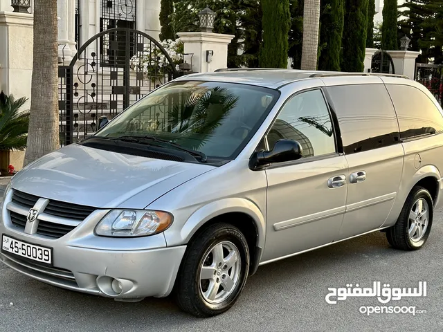 Used Dodge Caravan in Amman