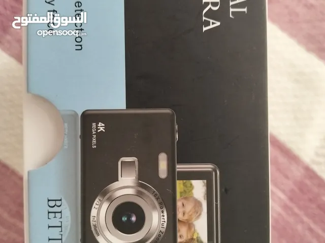 Q12 digital camera