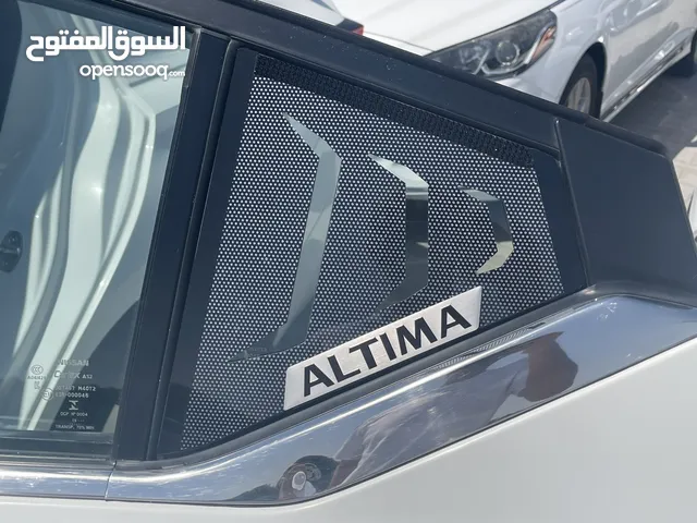 Altima rear window louvers